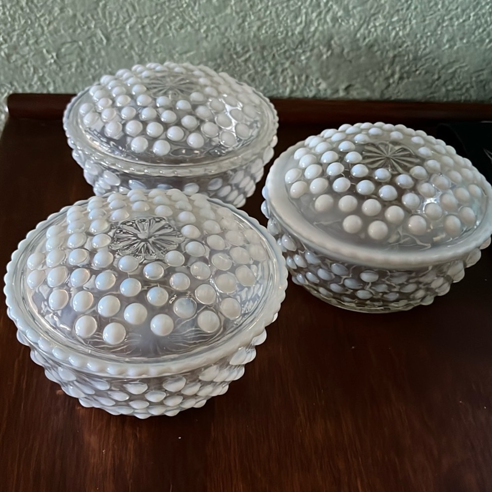 3 MCM Powder Puff Jars (1942–1946)Anchor Hocking Moonstone Opalescent Hobnail